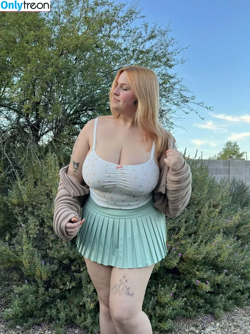 Cheyenne nude photo #0238 (cheybxbbles / cheyennecc_)