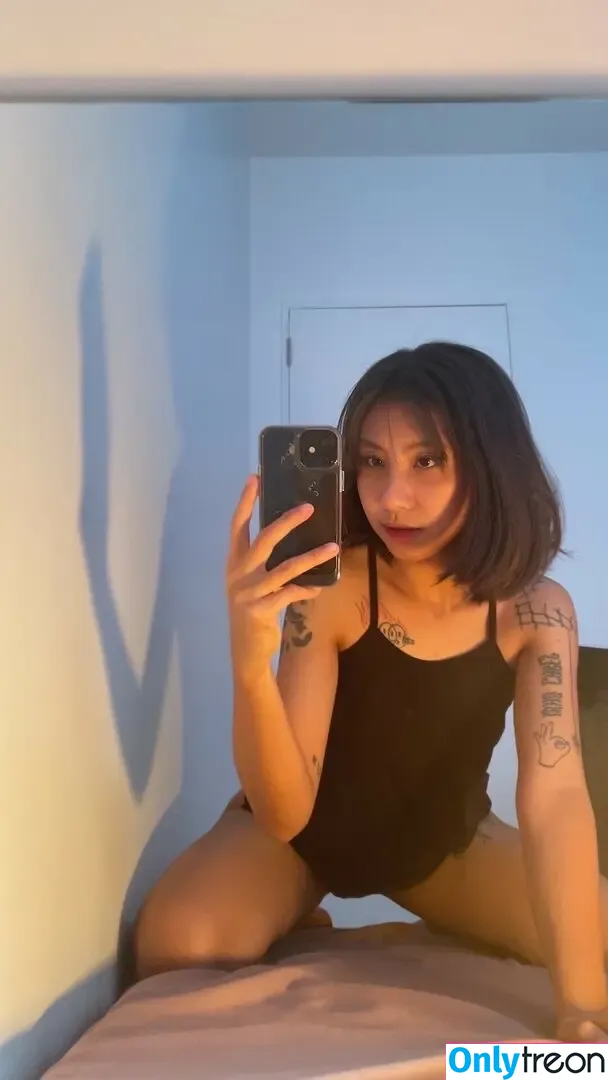 chi_chibabes nude photo #0009 (chi_chibabe)