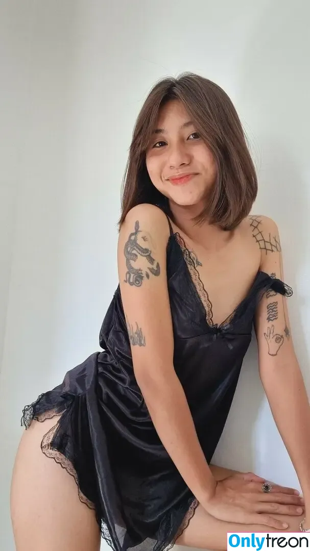 chi_chibabes nude photo #0016 (chi_chibabe)
