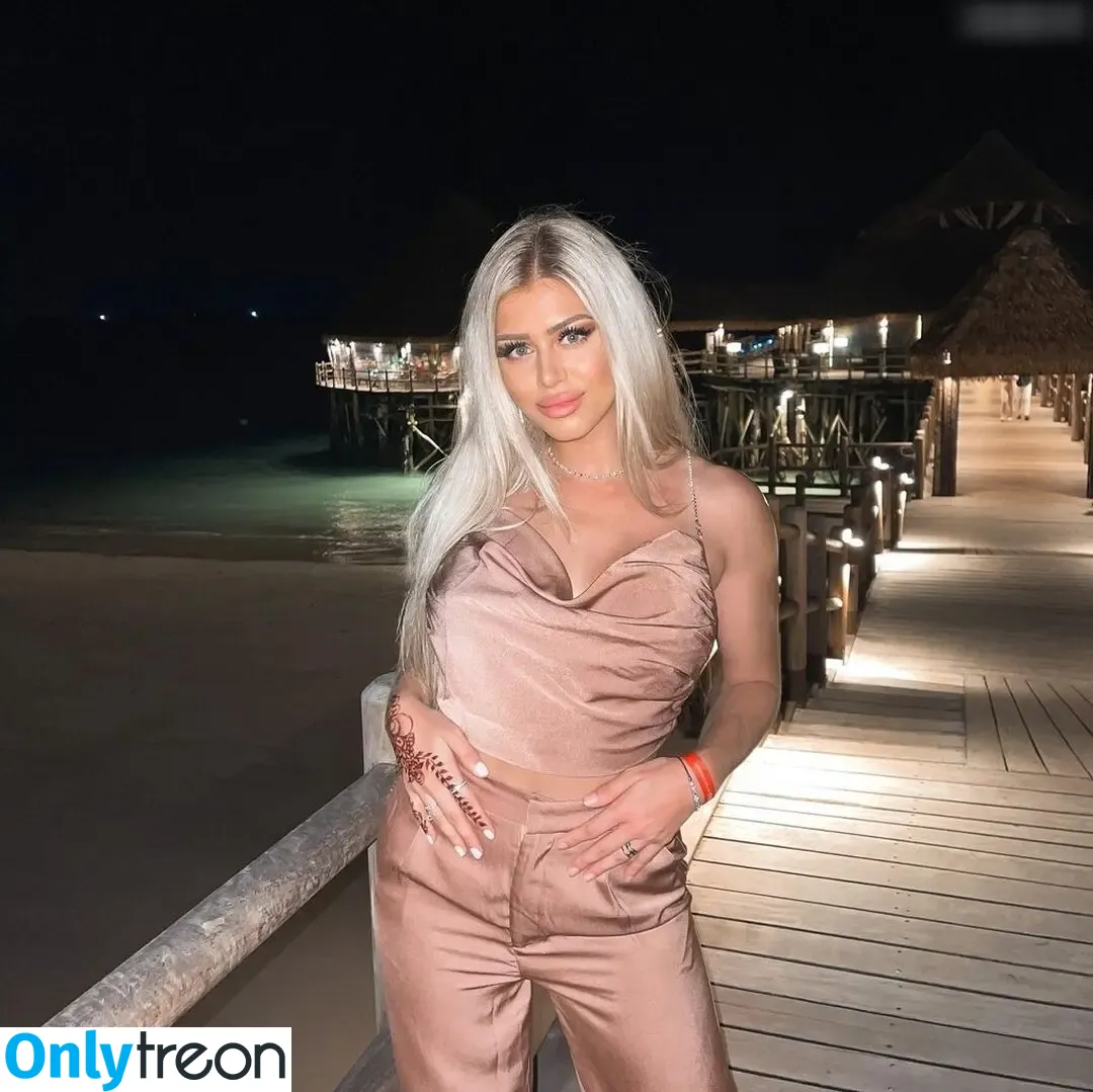 Chiara Antonella nude photo #0022 (chiiara_antonella)