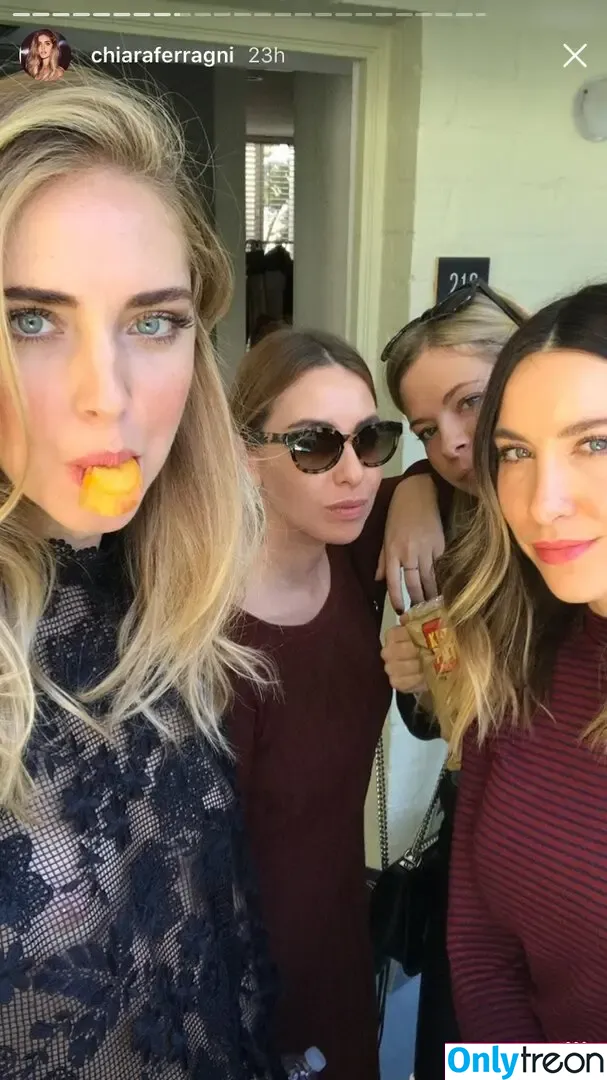 Chiara Ferragni голая photo #0607 (chiaraferragni / chiaraferragniof)