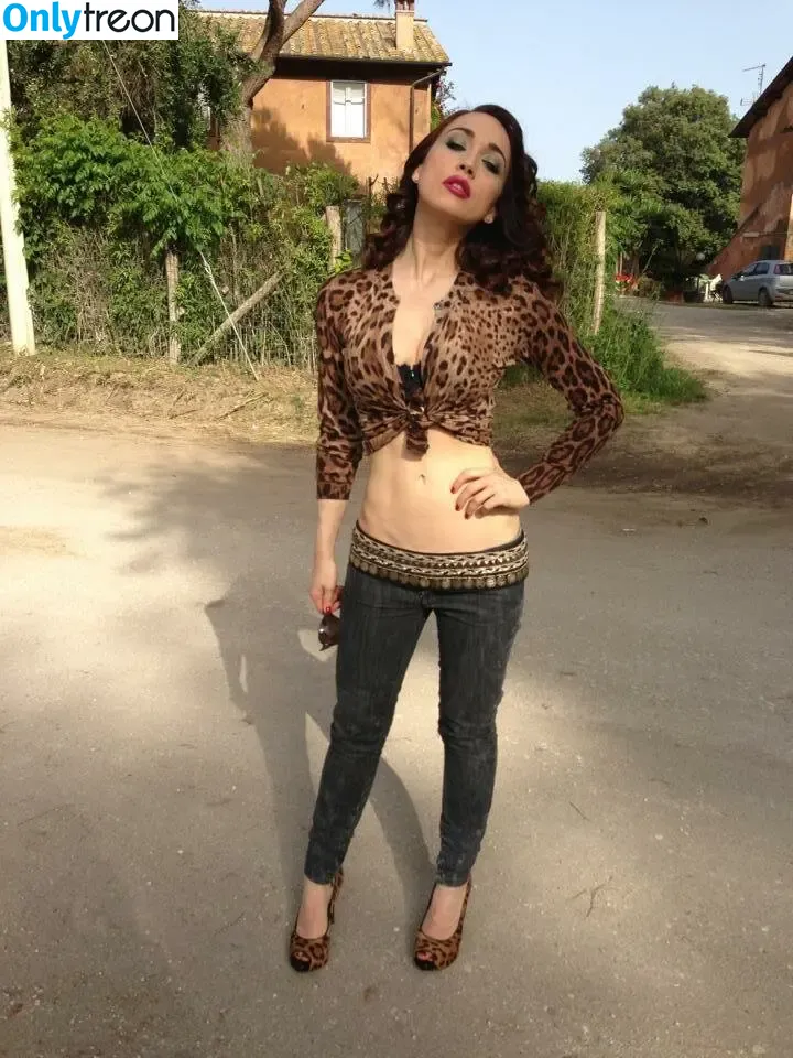 Chiara Francini голая photo #0032 (chiarafrancini)