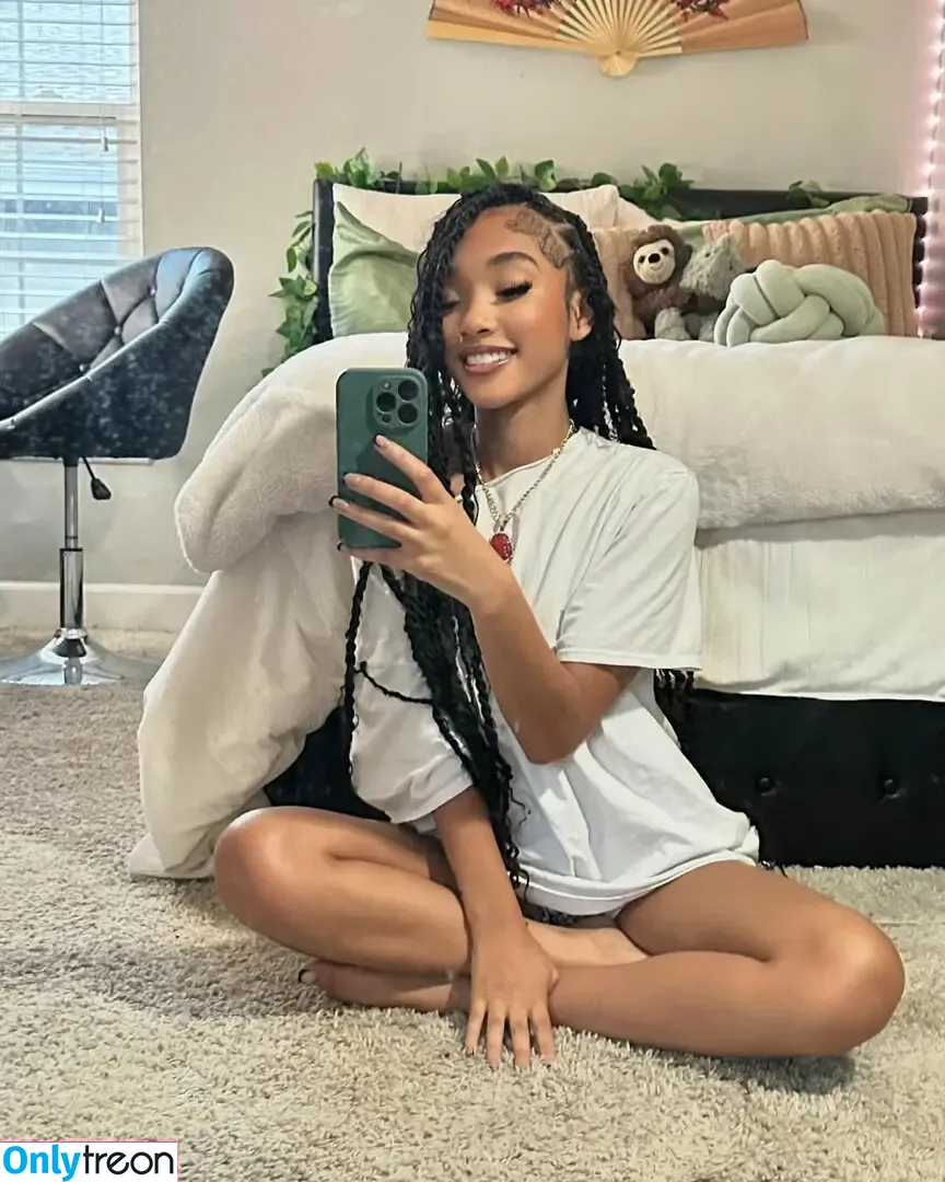 Chibichaz nude photo #0012 (chichisavij)