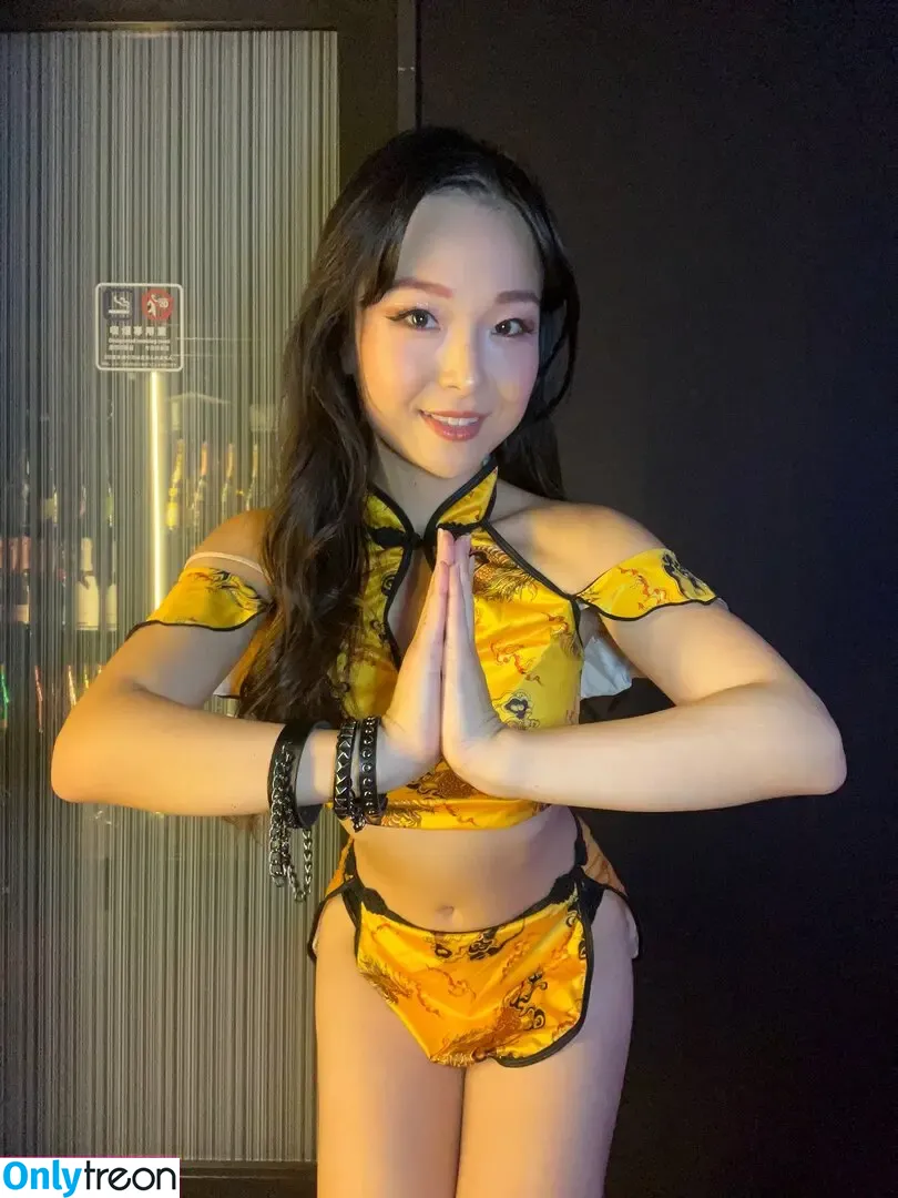 Childish Lina nude photo #0172 (chibibilina / linadeviljapan / りなんなん)