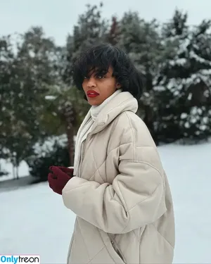 China Anne McClain / chinamcclain nude photo #0068
