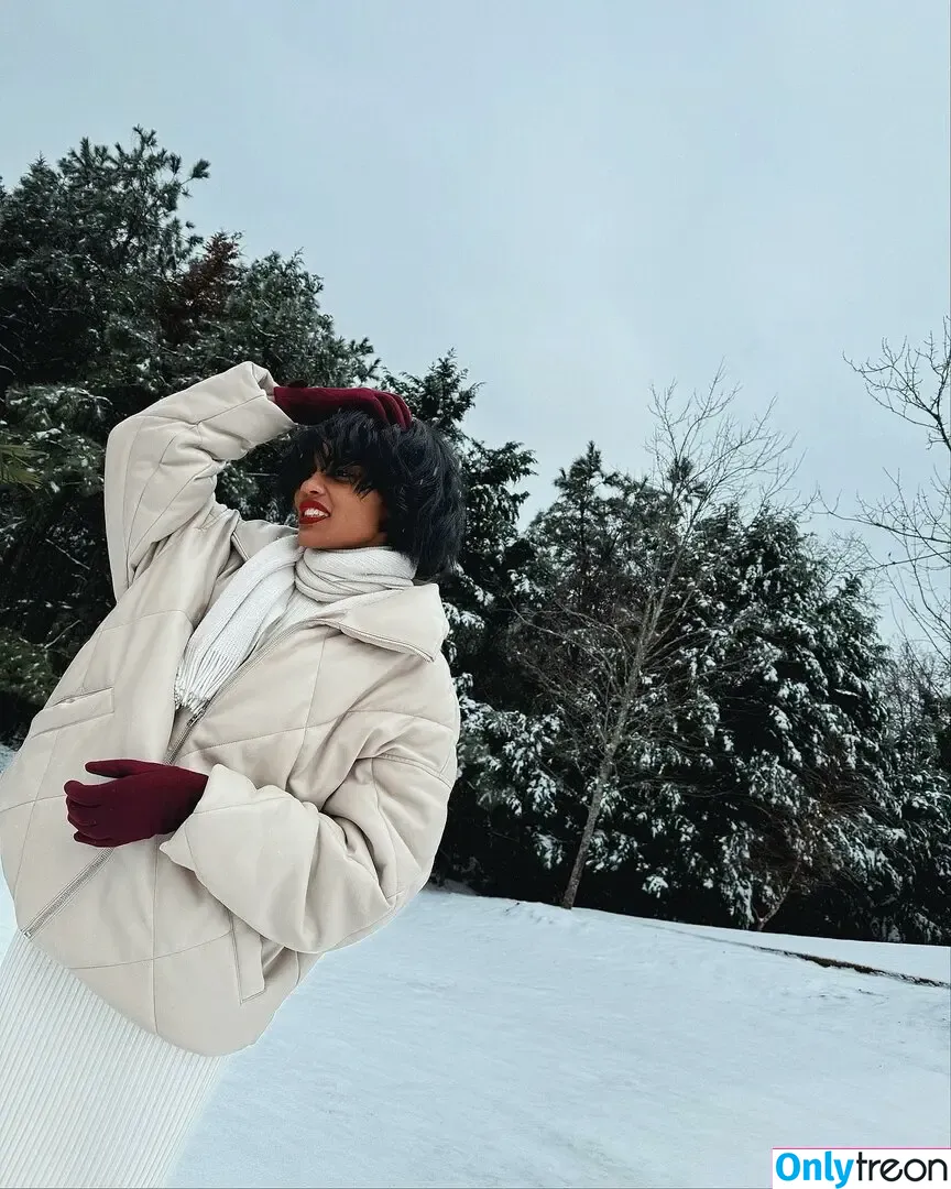 China Anne McClain nude photo #0067 (chinamcclain)