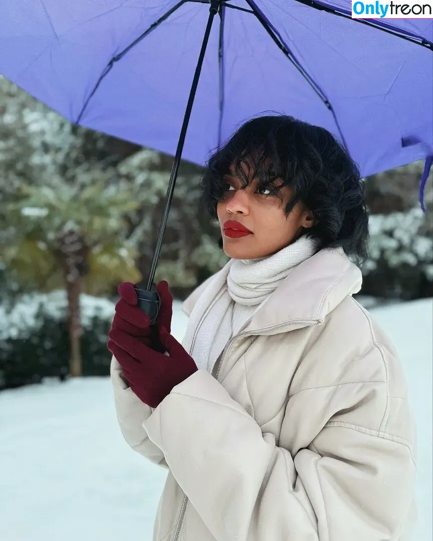 China Anne McClain nude photo #0072 (chinamcclain)