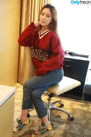 China Xiuren nude photo #2160