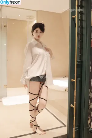 China Xiuren nude photo #2167