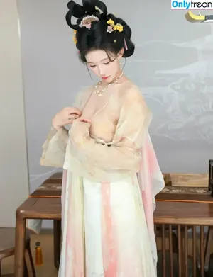 China Xiuren nude photo #2541