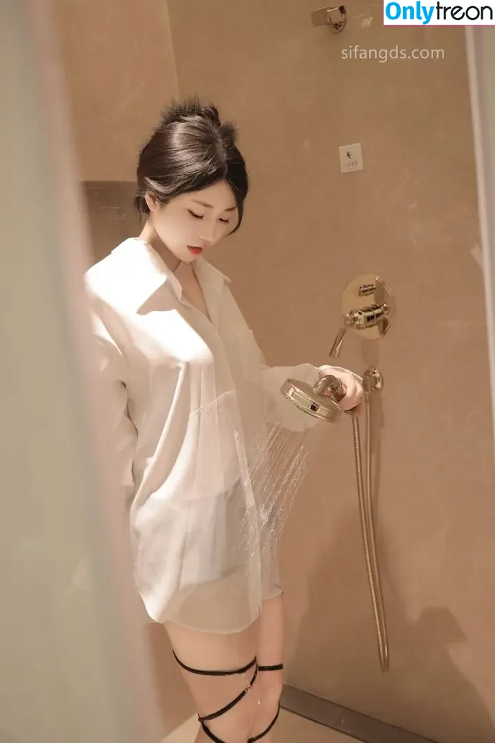 China Xiuren nude photo #2168 (China Xiuren)