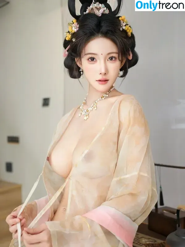 China Xiuren голая photo #2547 (China Xiuren)