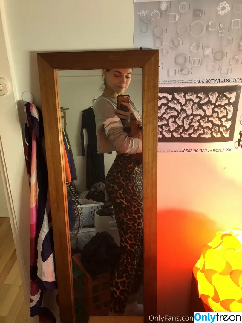 chippiechipsbimbo голая photo #0012 (chippiechipsbimbo)