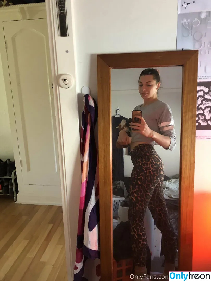 chippiechipsbimbo nude photo #0013 (chippiechipsbimbo)