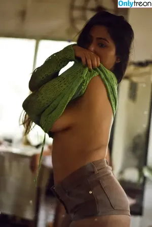 Chirasree / Monami / Shitara Bhinde / bhinde_shitara / bhindeshitara_ nude photo #0058