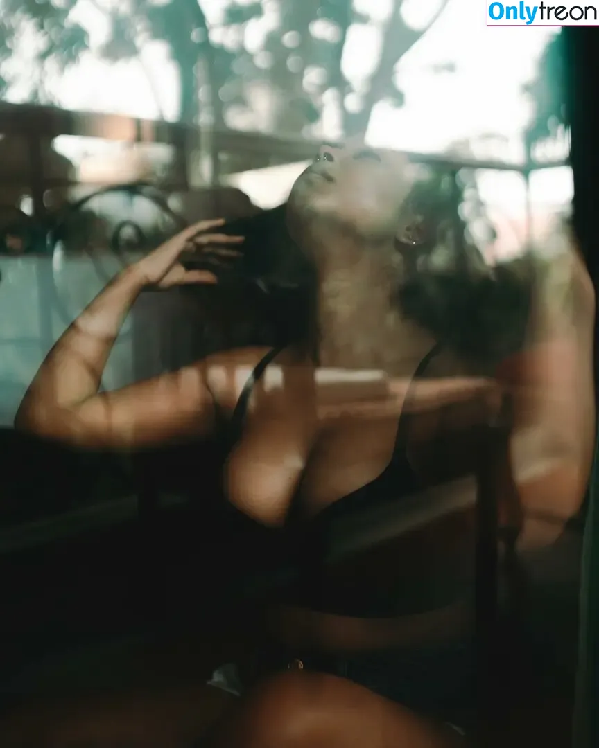 Chirasree nude photo #0003 (Monami / Shitara Bhinde / bhinde_shitara / bhindeshitara_)