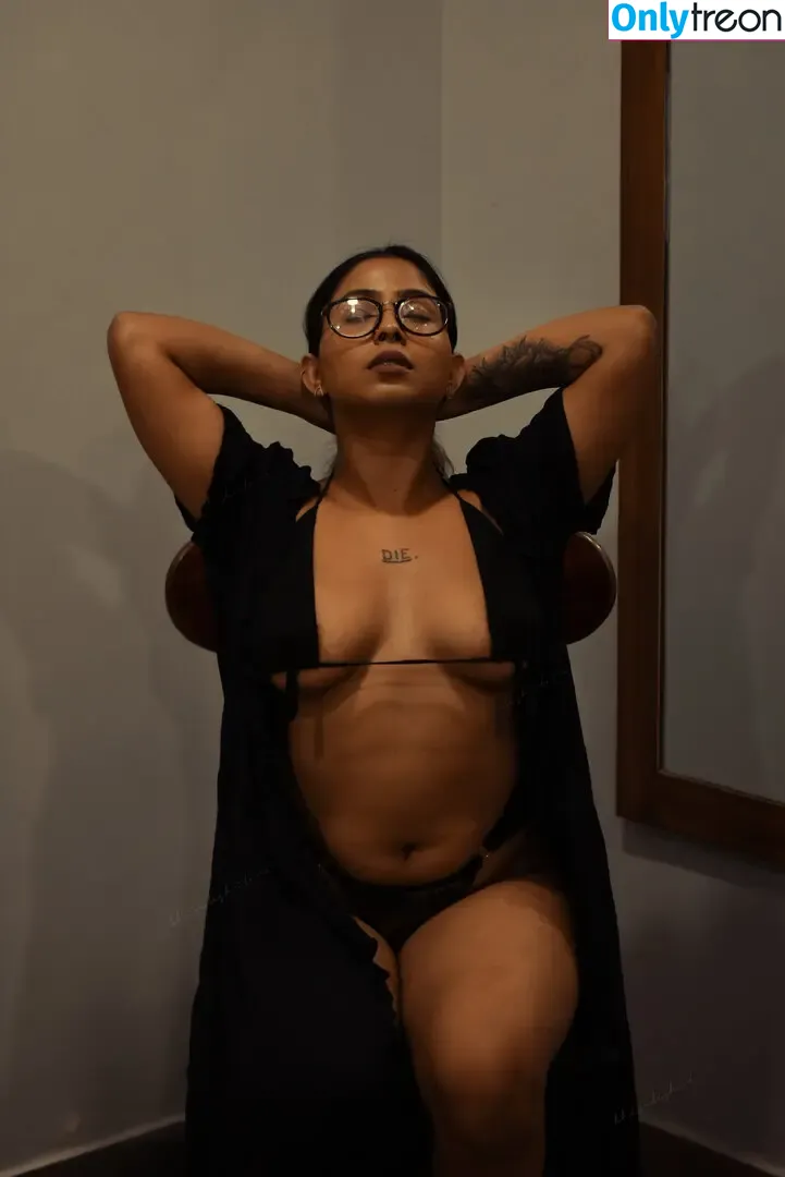 Chirasree nude photo #0036 (Monami / Shitara Bhinde / bhinde_shitara / bhindeshitara_)