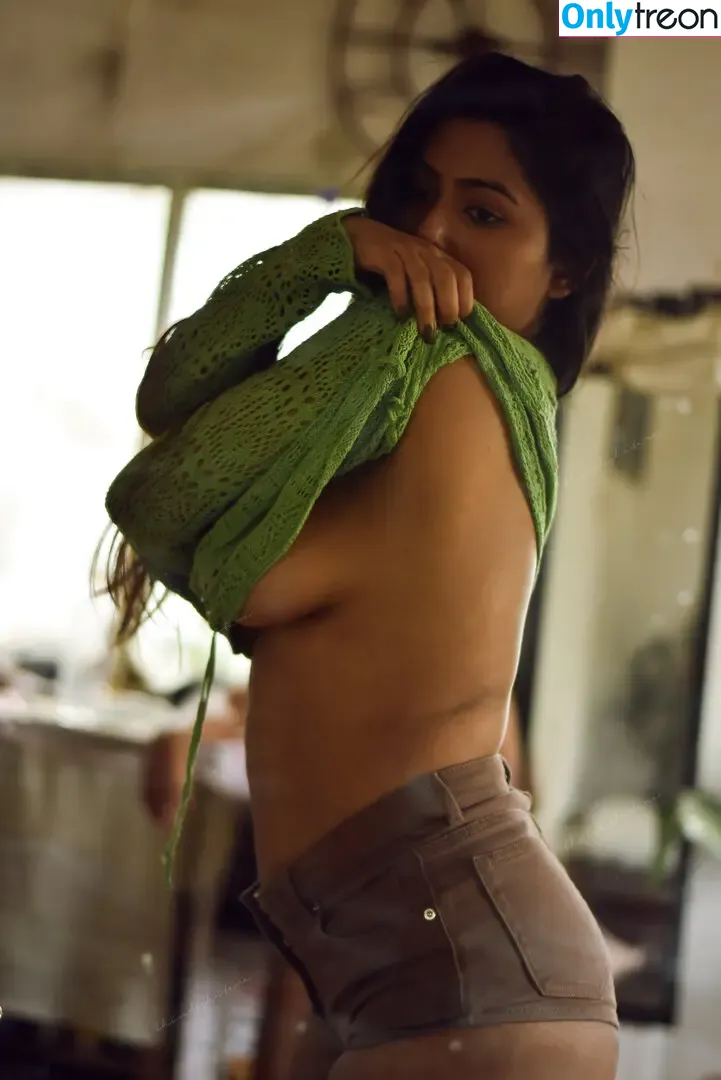Chirasree nude photo #0058 (Monami / Shitara Bhinde / bhinde_shitara / bhindeshitara_)