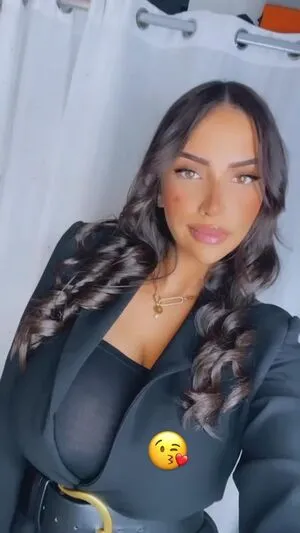 Chirine Sabaiti / chirine.sabaiti фото голая #0037