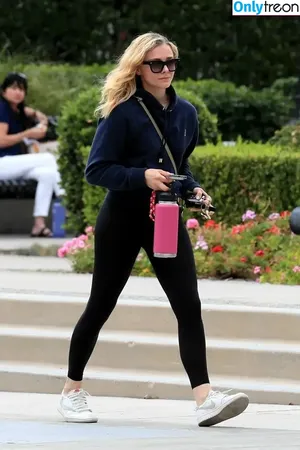 Chloë Grace Moretz / chloegmoretz nude photo #1079