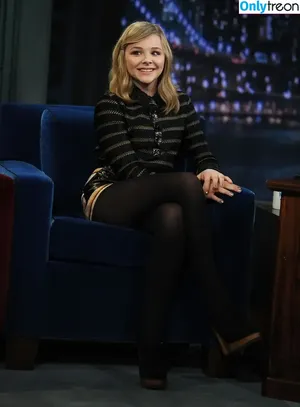 Chloë Grace Moretz / chloegmoretz nude photo #1084
