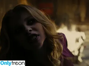 Chloë Grace Moretz / chloegmoretz nude photo #1175