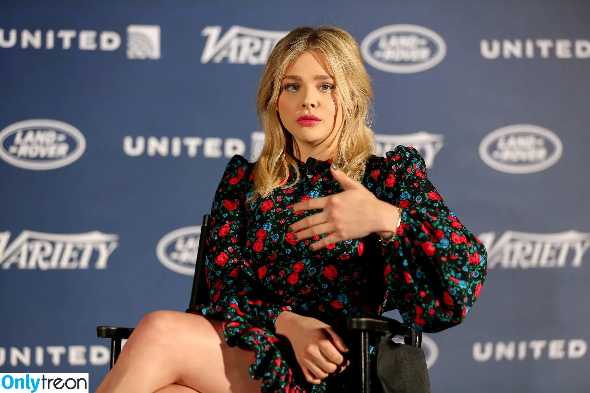 Chloë Grace Moretz nude photo #1111 (chloegmoretz)