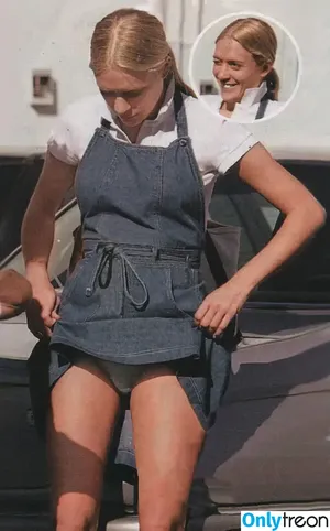 Chloë Sevigny / chloessevigny / officialchloes nude photo #0059