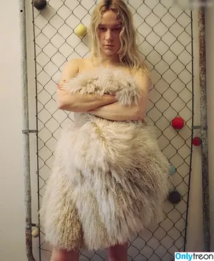 Chloë Sevigny / chloessevigny / officialchloes nude photo #0097