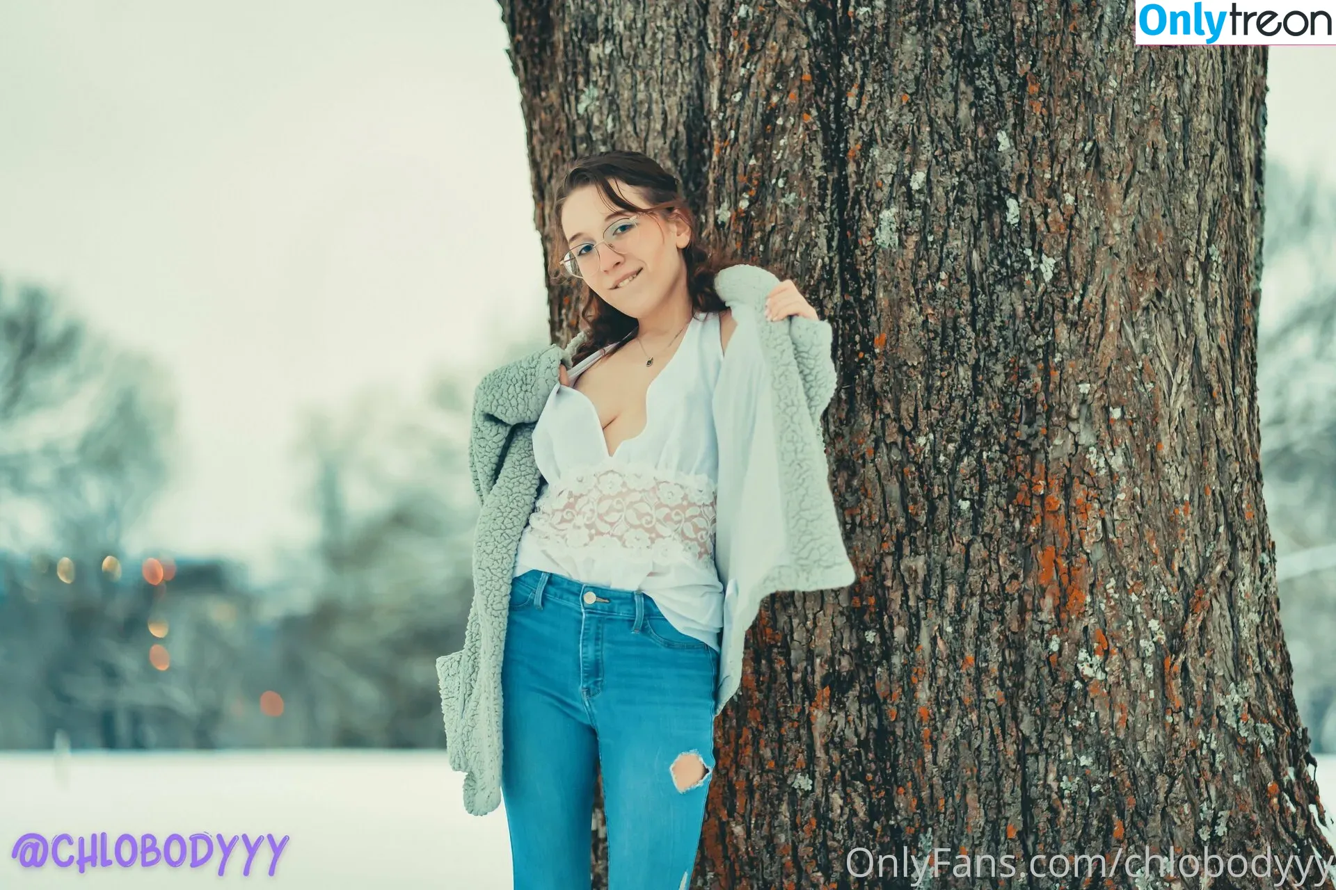 chlobodyyy голая photo #0038 (chlobody)