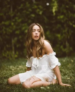 Chloe Bennet / chloebennet фото голая #0049