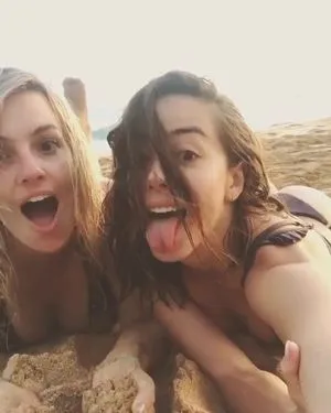 Chloe Bennet / chloebennet фото голая #0062