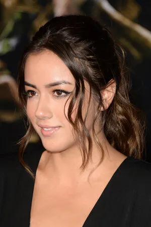 Chloe Bennet / chloebennet фото голая #0150