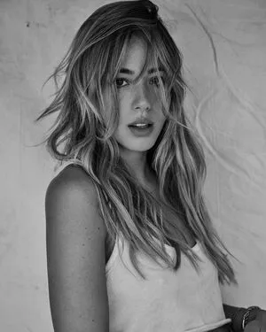 Chloe Bennet / chloebennet фото голая #0182