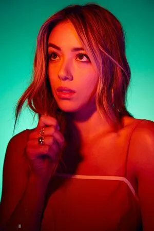 Chloe Bennet / chloebennet фото голая #0190