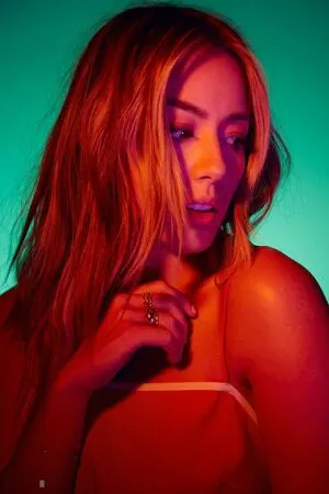 Chloe Bennet / chloebennet фото голая #0191