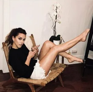 Chloe Bennet / chloebennet фото голая #0209