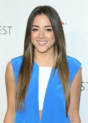 Chloe Bennet / chloebennet фото голая #0302