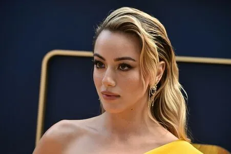 Chloe Bennet / chloebennet фото голая #0341
