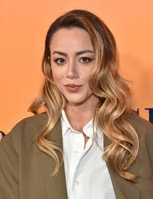 Chloe Bennet / chloebennet фото голая #0393