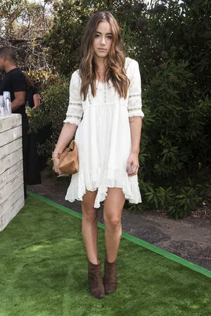 Chloe Bennet / chloebennet фото голая #0473