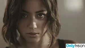 Chloe Bennet / chloebennet фото голая #0553