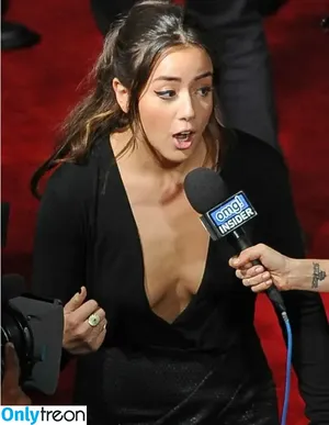 Chloe Bennet / chloebennet nude photo #0782