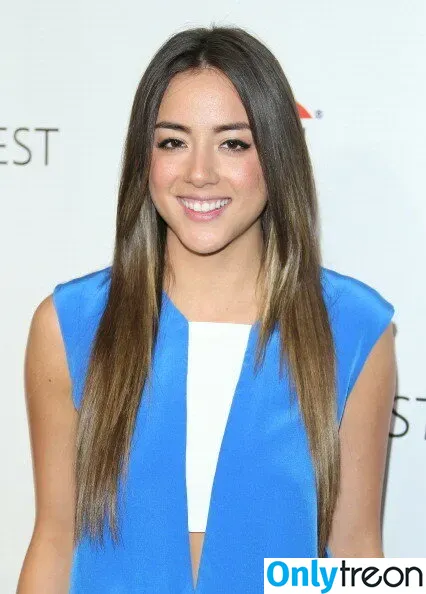 Chloe Bennet nude photo #0302 (chloebennet)