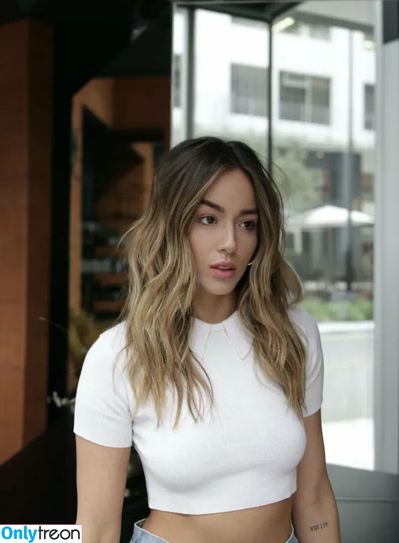 Chloe Bennet nude photo #0518 (chloebennet)