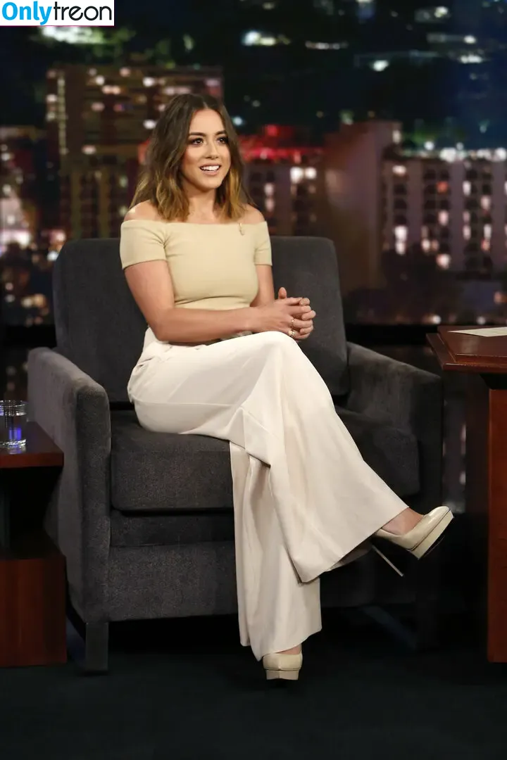 Chloe Bennet nude photo #0792 (chloebennet)