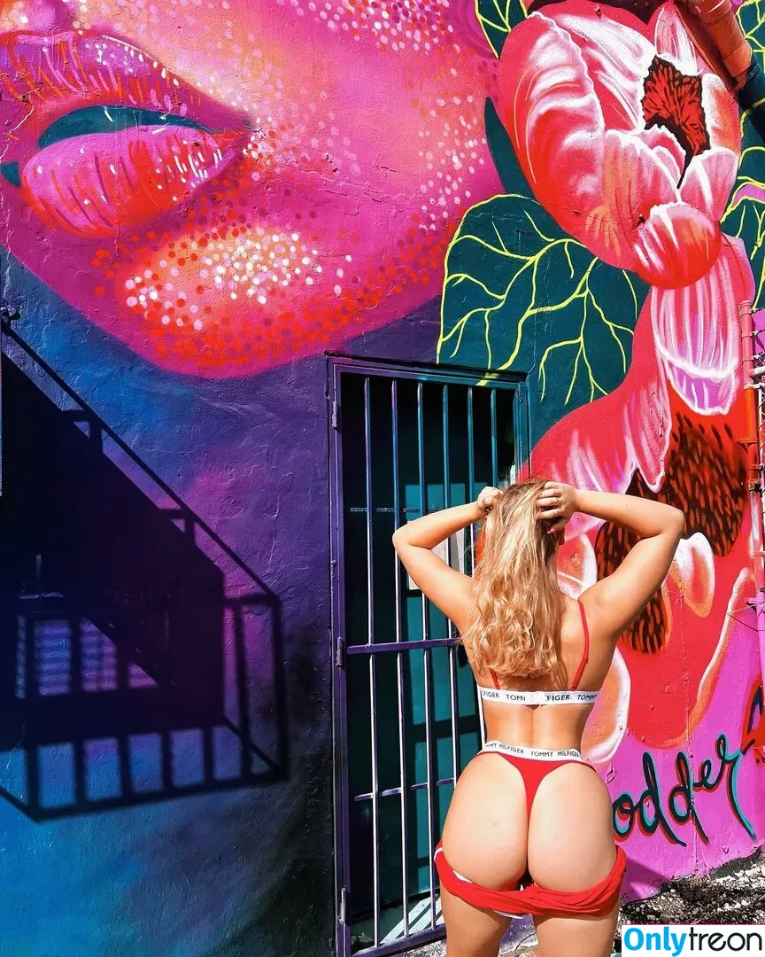 Chloe Chevalier голая photo #0006 (bdkloe_ / chevalierchloe_ / chloechevalier)