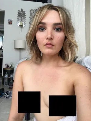 Chloe Fineman / chloeiscrazy nude photo #0003
