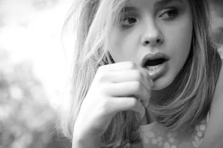 Chloe Grace Moretz / chloegmoretz фото голая #0030