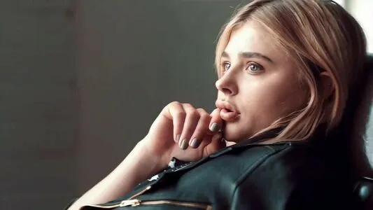 Chloe Grace Moretz / chloegmoretz фото голая #0081